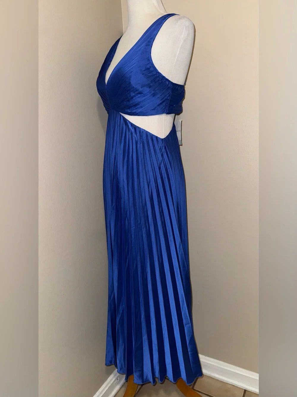 NWT Abercrombie & Fitch Giselle Pleated Cutout Blue Satin Maxi Dress,Size-Med
